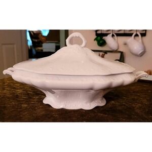 Vintage Vegetable Dish in Tudor by Wood & Son Royal Semi-Porcelain Cottagecore